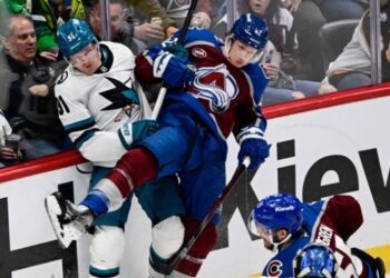 НХЛ: Флорида “всуху” переграла Коламбус