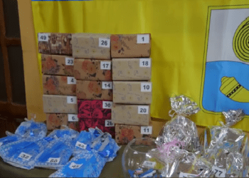 До Дня Конституції України у волонтерському центрі «Шостка-Добро» відбувся розіграш лотереї