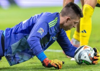 Трубін зіграє в основі Бенфіки у матчі проти Жил Вісенте