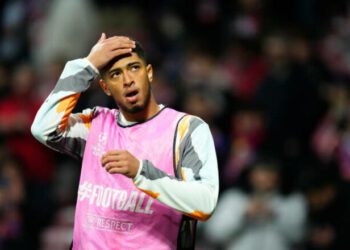 Фанати Атлетіко кинули пляшкою у зірку Реала. Його рекція здивувала всіх