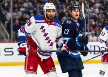 НХЛ: Вінніпег здолав Рейнджерс, перемога Бостона