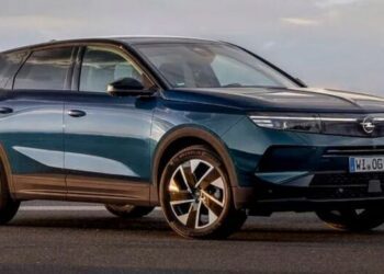Новий недорогий кросовер Opel вже вирушив у продаж (ФОТО)