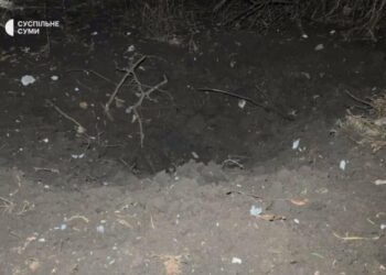 Ввечері сталося влучання безпілотника в одному з мікрорайонів Сум