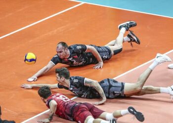 Головний фаворит Кубка ЄКВ вибув у півфіналі