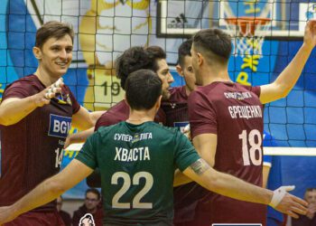 Команди Гереги зімітували боротьбу в півфіналі Суперліги з волейболу