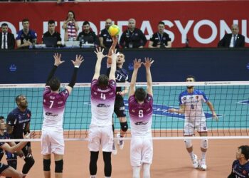 Ліга чемпіонів з волейболу. Семенюк і польські клуби поступаються в 1/4-й