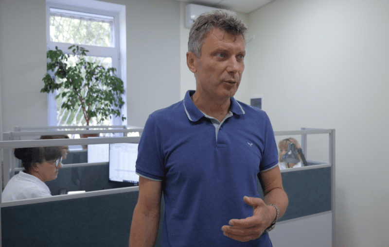 На базі Шосткинської ЦРЛ відкрився Call-центр, зателефонувавши можна записатися на прийом до лікаря та дізнатися інформацію про роботу будь-якого медзакладу громади