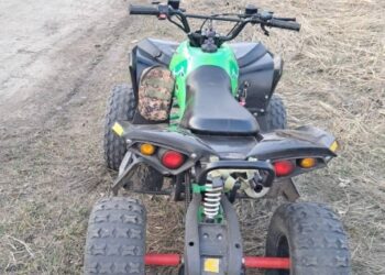 На Конотопщині поліція встановлює обставини ДТП, у якій травмувався 11-річний хлопчик