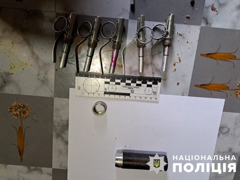 На Шосткинщині викрили чоловіка, який незаконно зберігав боєприпаси