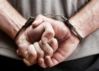 П’яний охтирчанин до напівсмерті побив власну матір