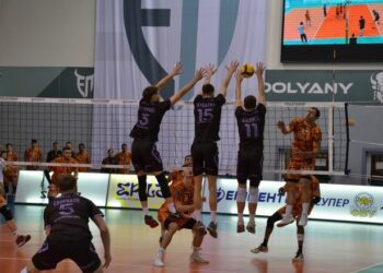 Плей-оф волейбольної Суперліги. Перші матчі виграли фаворити