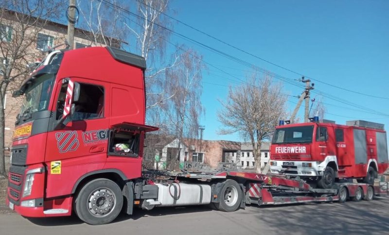 Попівська громада отримала сучасний пожежний автомобіль