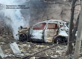 РФ вдарила по цивільних об’єктах в Запорізькій області: загинула жінка, є поранені