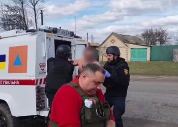 Росіяни поранили чоловіка під час евакуації на Сумщині