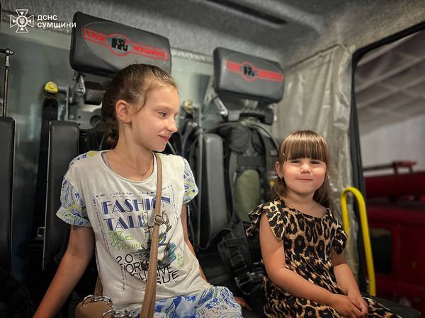 Шосткинські рятувальники влаштували для школярів пізнавальну екскурсію