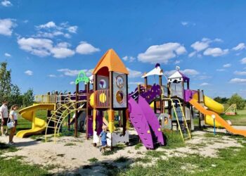 Стало відомо, що МВА планує побудувати на місці зруйнованого замку у парку “Казка”