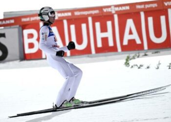 Стрибки з трампліну. Ланішек розпочав етап у Лахті з перемоги