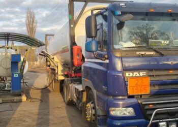 У Бурині припинено діяльність незаконної заправки