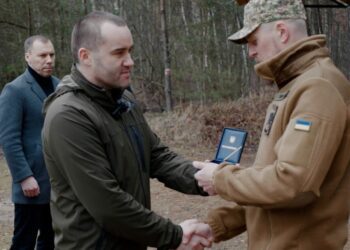 У День Національної гвардії України голова облради Олексій Романько вручив відзнаки нацгвардійцям + Відео