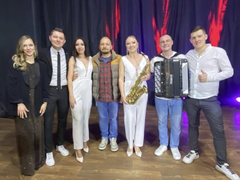 У Конотопі під час благодійного концерту на підтримку ЗСУ зібрали 36 тис грн