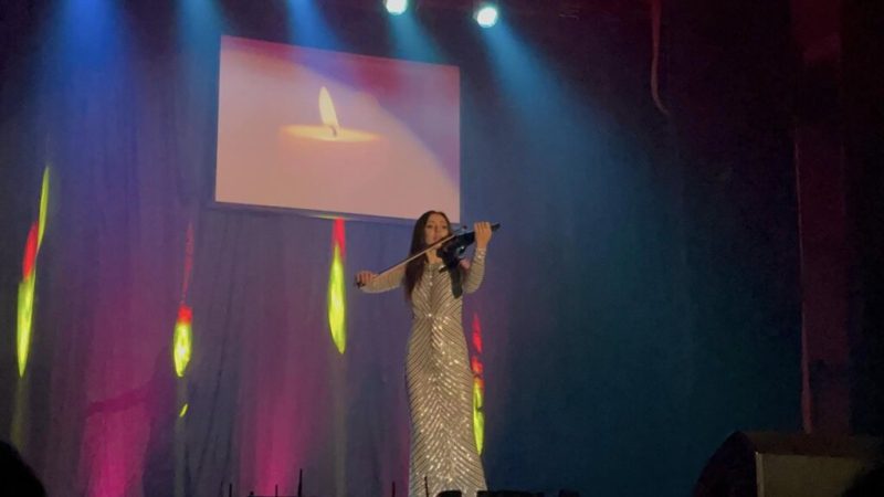 У Конотопі під час благодійного концерту на підтримку ЗСУ зібрали 36 тис грн