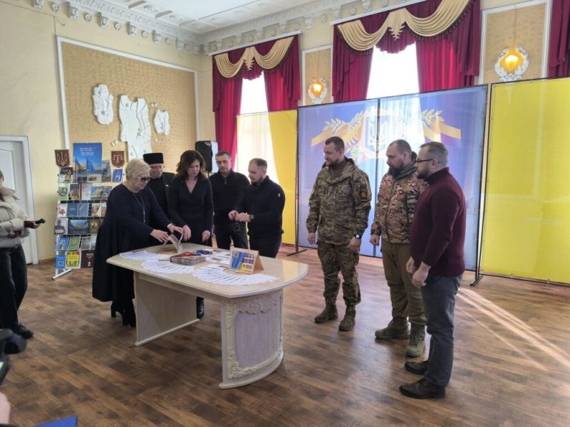 У Конотопі погасили марку “Конотопська битва 1659 в єдності сила”