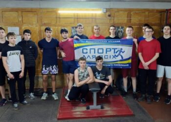 У Конотопі пройшли змагання з жиму лежачи серед молоді