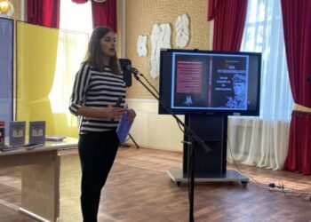 У Конотопі свої книги презентувала молода українська письменниця Тетяна Олійник