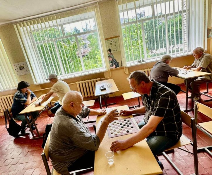 У Шостці пройшов турнір з шашок-серед ветеранів (+фото)