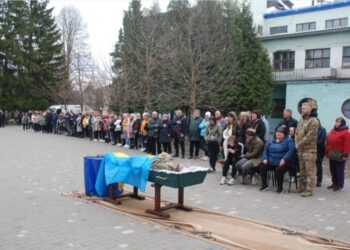 У Шостці провели в останню путь Ігоря Лакозу + Фото