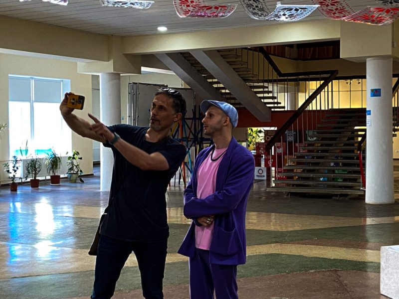 У Шосткинському Арт центрі відкрилась виставка сучасного мистецтва “2098” (фоторепортаж)