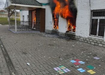 У Шосткинському районі ворог атакував дронами школу