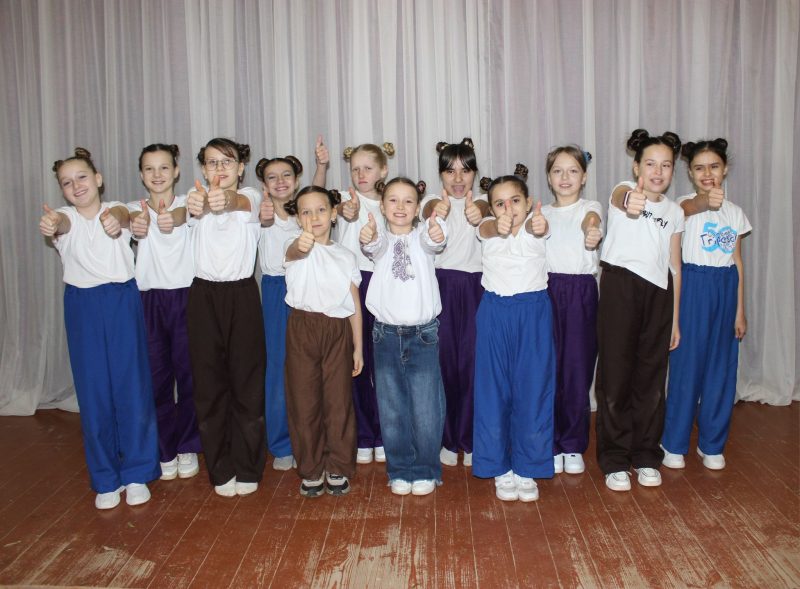 У Слоуті на благодійному концерті зібрали більше шести тисяч гривень для війська