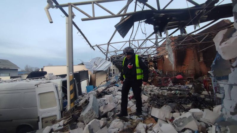 У Сумах внаслідок влучання БПЛА в складські приміщення загинув 32-річний чоловік