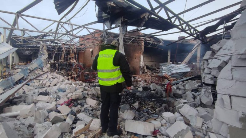 У Сумах внаслідок влучання БПЛА в складські приміщення загинув 32-річний чоловік