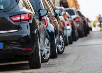 У Європі обвалилися продажі авто: Bloomberg назвало головні причини