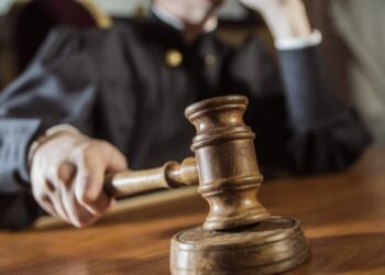 В Охтирці чоловік систематично обкрадав гараж військового