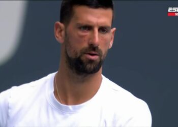 ВІДЕО. Перед фіналом в Маямі у Джоковича розпухло і почервоніло око