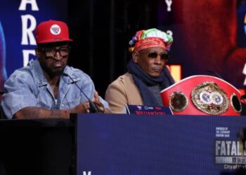 Вільям Скулл обурений розмовами про бій Канело – Кроуфорд: “Це нешанобливо”