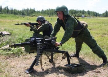 Вночі ворог атакував Сумщину FPV, дронами-камікадзе та бив з гранатомету