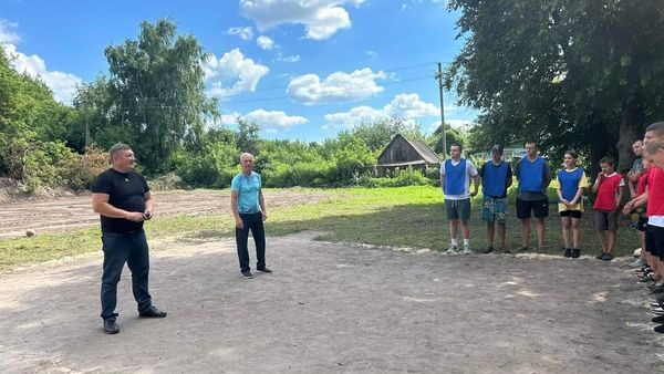 З нагоди Дня Конституції на Шосткинщині провели волейбольний турнір