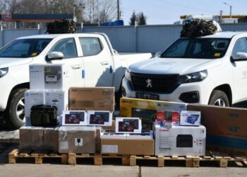 Захисники 636-го окремого зенітно- кулеметного батальйону отримали 10 нових пікапів PEUGEOT та матеріально-технічне обладнання + ФОТО