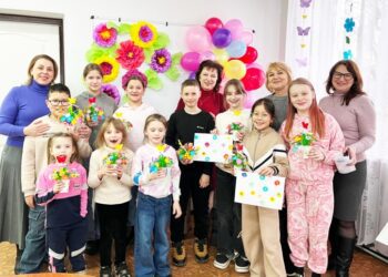 ЗНАЙТИ СИЛИ РУХАТИСЯ ДАЛІ: ПІДТРИМКА РОДИН ЗАГИБЛИХ ЗАХИСНИКІВ