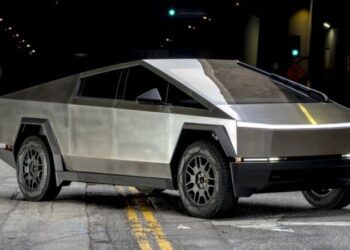 Вартість вживаних Tesla знизилася до рекордного мінімуму