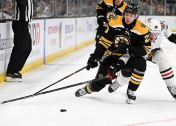 НХЛ: Бостон та Айлендерс програють
