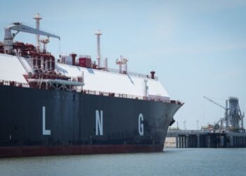 Китай повністю припинив купувати скраплений газ у США – ЗМІ