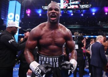 IBF зобов’яже Дюбуа провести обов’язковий захист титулу проти Чісори