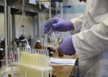 Учні Сумської громади вибороли призові місця на Всеукраїнській олімпіаді з хімії