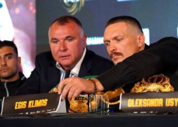 Менеджер Усика спростував чутки про дату реваншу з Дюбуа