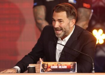 Промоутер зробив прогноз на можливий бій Дюбуа – Чісора